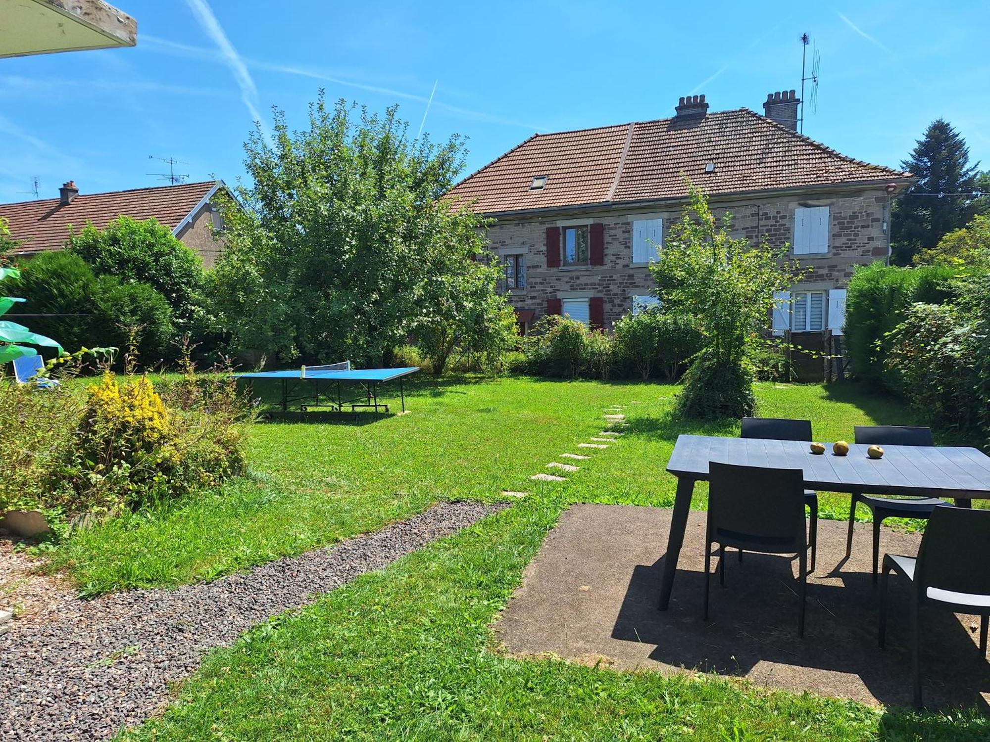 Studio 2 Personnes Luxeuil-les-Bains Kültér fotó
